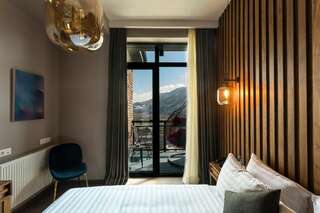 Курортные отели Mtserlebi Resort K'vishkhet'i Стандартный двухместный номер с 1 кроватью или 2 отдельными кроватями и балконом-3